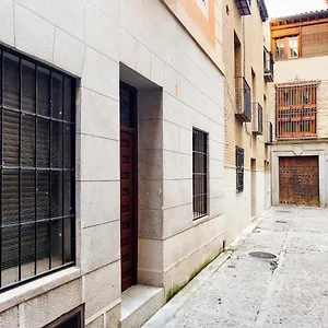 La Casa De Gigantones By Ap Toledo